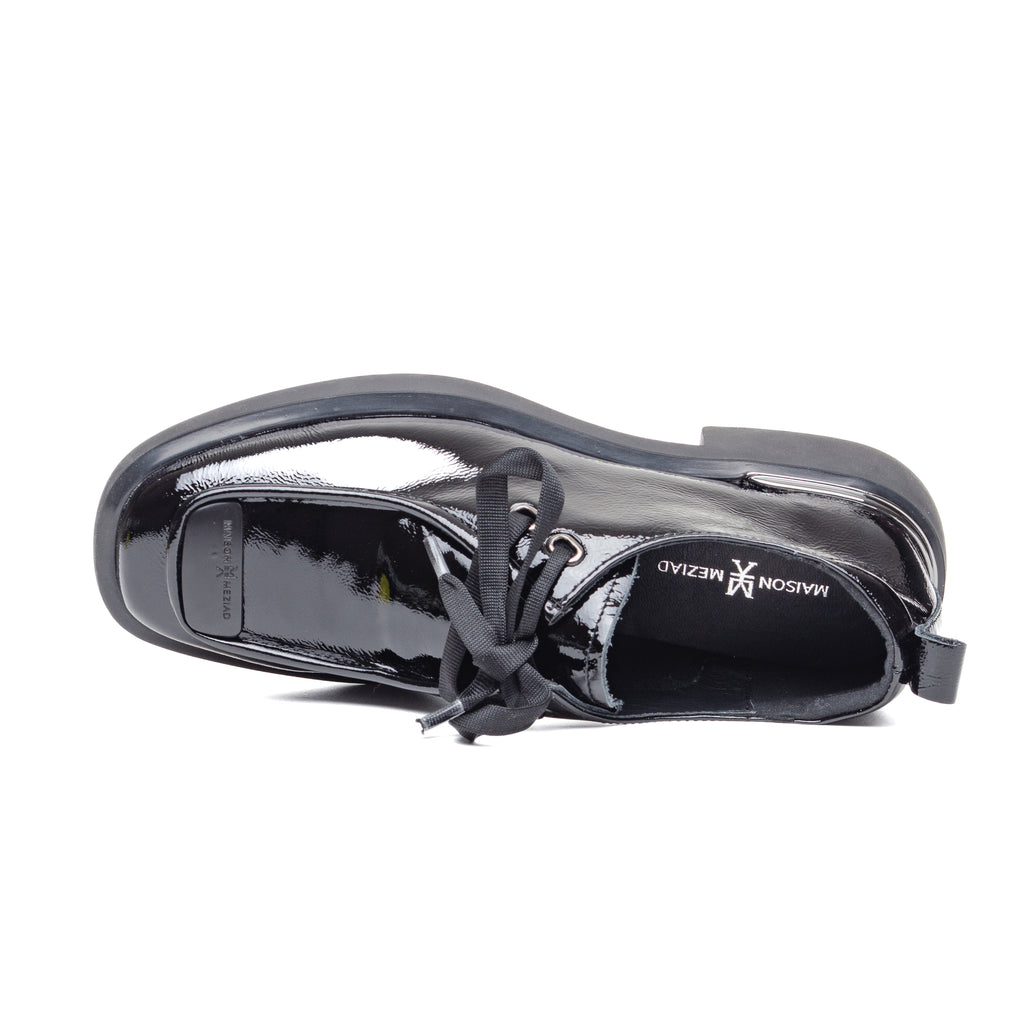 KATIA2 Black Lacquer